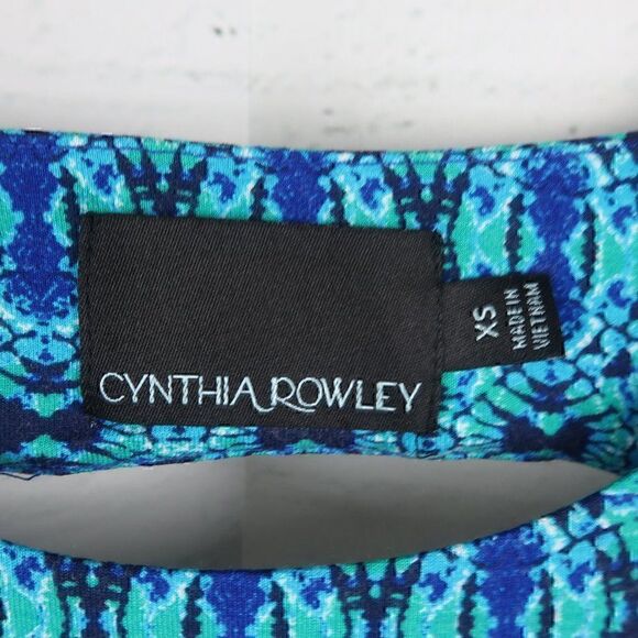 CYNTHIA ROWLEY GREEN & BLUE GEOMETRIC PRINT SLEEVELESS ROUND NECK MIDI DRESS - Picture 2 of 8